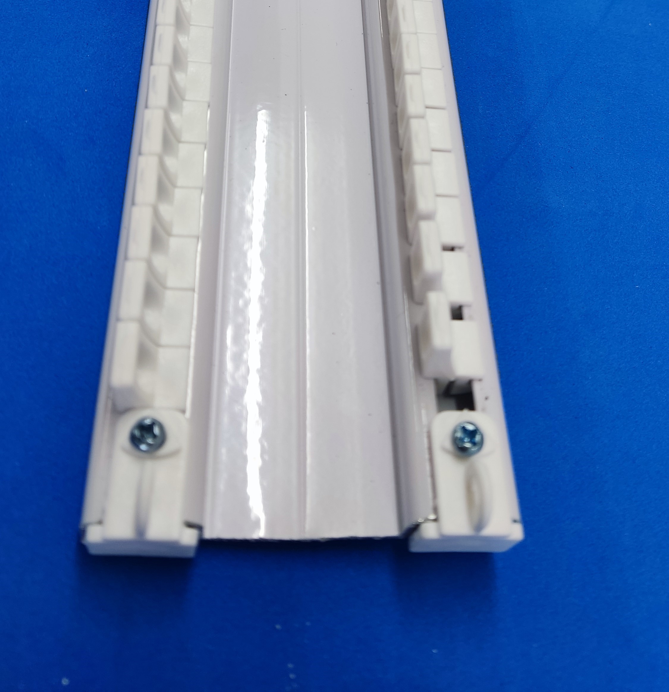 Карниз стельовий подвійний - 3